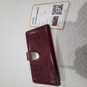 GUCCI DEBOSSED HORSE BIT BIFOLD WALLET LONG BURGANDY LEATHER w/COA.
